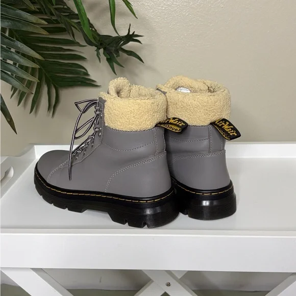 Dr Martens Serena Faux Fur Lined Boots Gray Leather Lace Up Ankle Boots US 8 - Picture 5 of 7